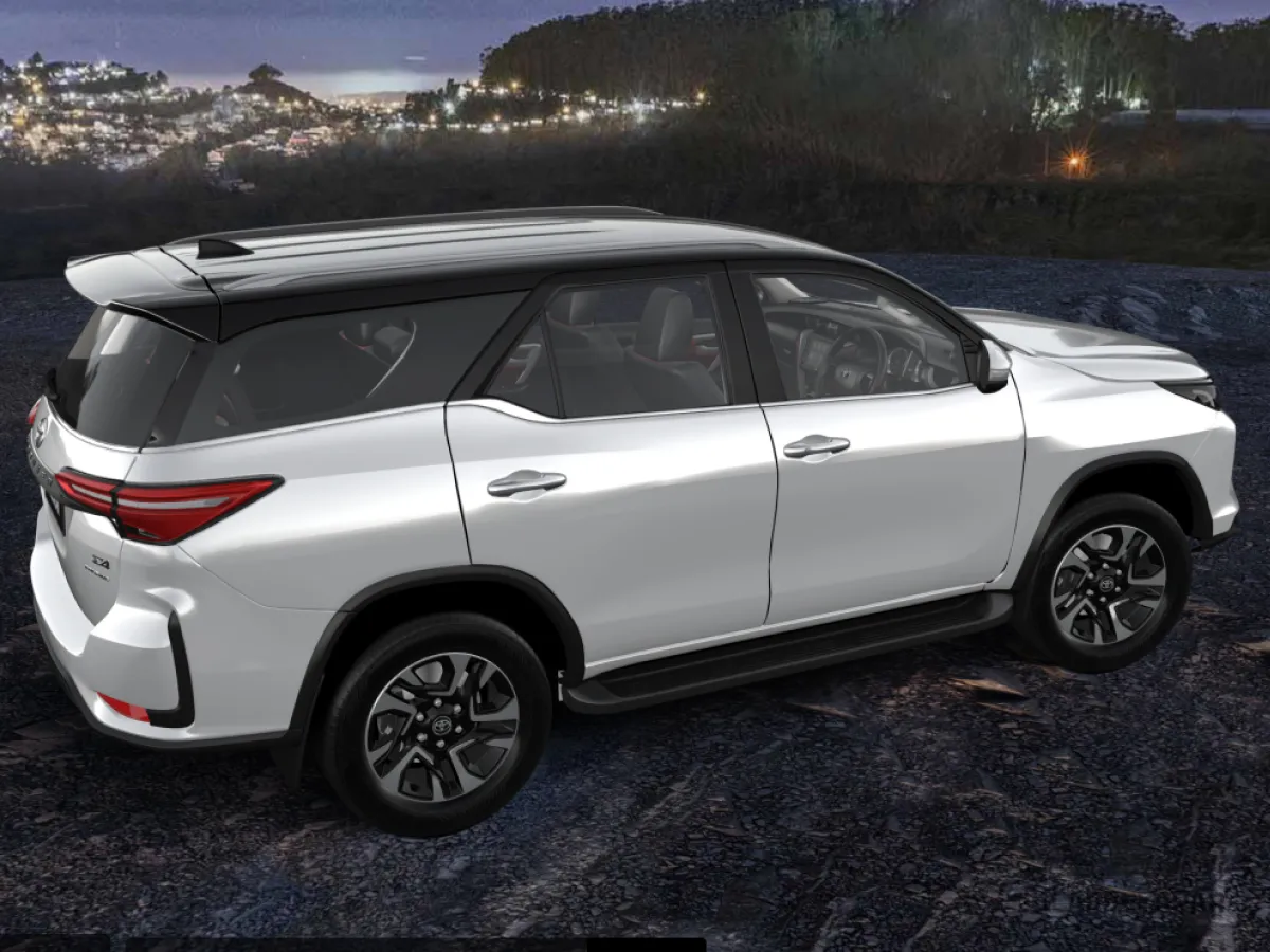 Toyota Fortuner Legender 4X4 AT Neo Drive